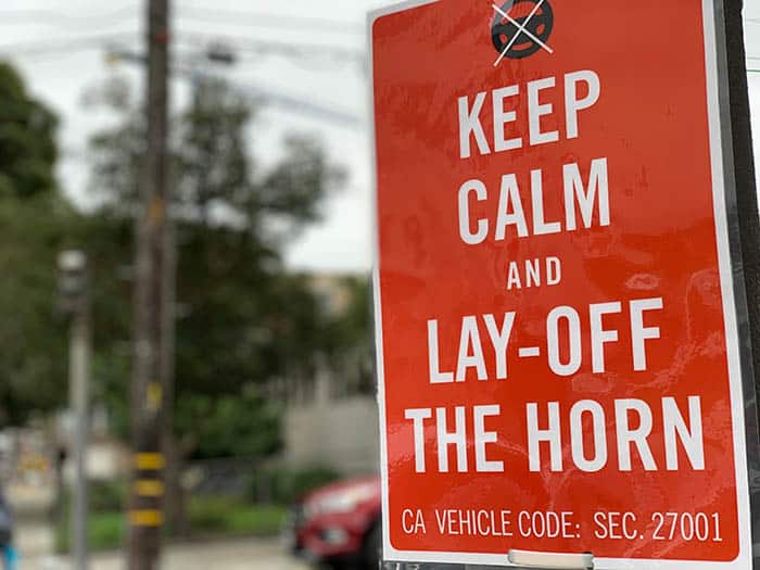 Anti road rage street sign